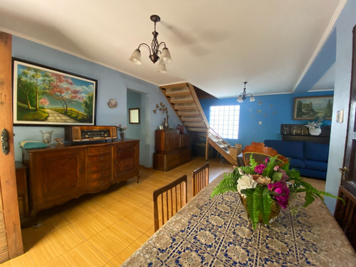 Gran Casa En Venta En Avenida Macul