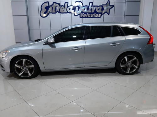 Volvo V60 2.0 T5 R Design Comfort 16v Turbo Gasolina 4p