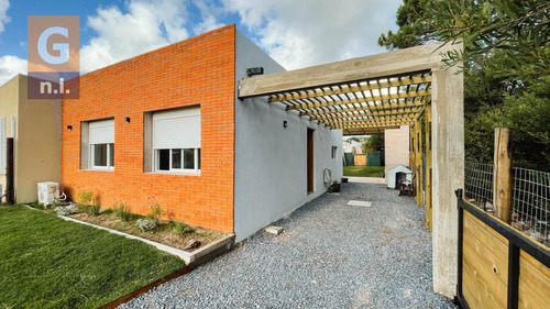 Casa En Piriápolis (los Ángeles) Ref. 6905