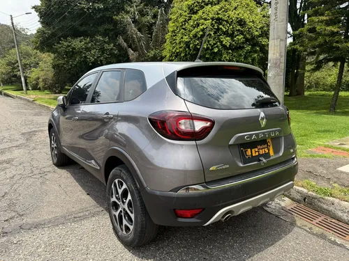 Renault Captur 1.3T Intens Cvt