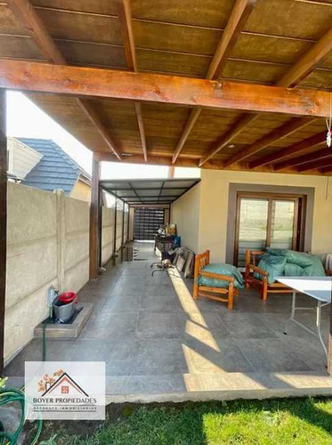 Condominio / Piscina / 4d 3b Oportunidad (83024)
