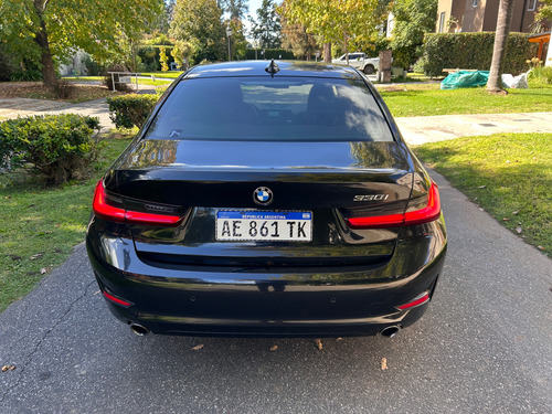 BMW Serie 3 3.0 330i Sedan Sport Line 252cv