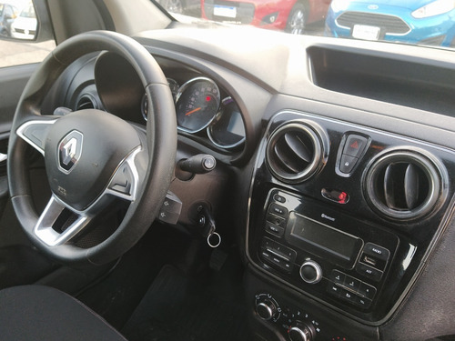 Imagen 12 de 18 de Renault Kangoo Sce Confort