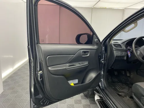 Mitsubishi L200 Glx Mt