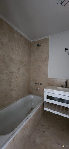 Venta Departamento 1 Dormitorio El Casco De Moreno Con Cochera