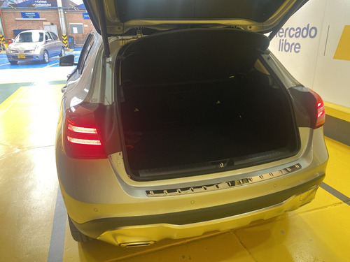 Imagen 24 de 25 de Mercedes Benz Clase Gla 200 Urban 1.6