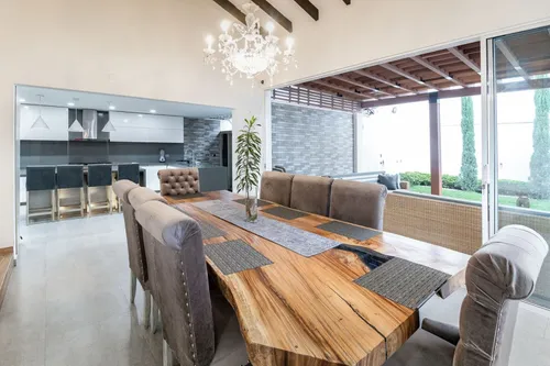 Casa En Venta En La Flora. Cod V6527
