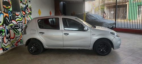 Renault Sandero 1.0 16v Expression Hi-flex 5p