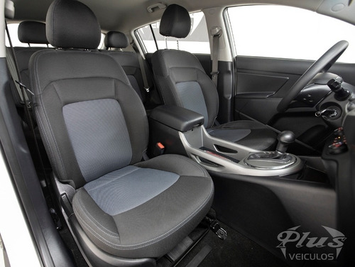 Kia Sportage Lx 2.0