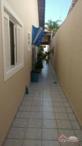 Imagem 5 de 15 de Linda Casa No Cid Jardim Jacareí Sp - 1842