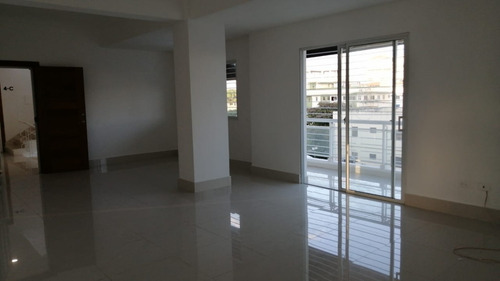 Imagen 4 de 5 de Venta. Apartamento En Torre Moderna En El Ensanche (c-168)