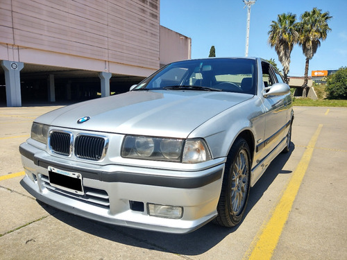 BMW Serie 3 2.5 323 Compact Ti