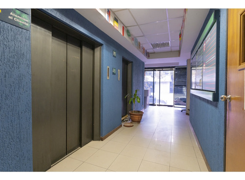 Se Vende Edf Comercial/industrial La Urbina Calle 1 78-25-05