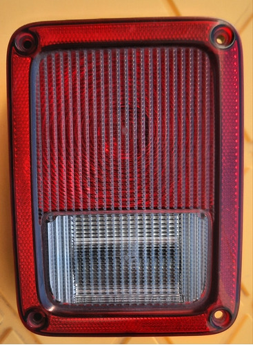 Luz Trasera O Calavera Izquierda Jeep Wrangler 07-17