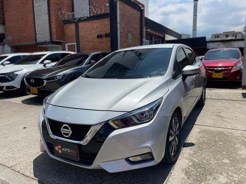 Nissan Versa 1.6 Advance