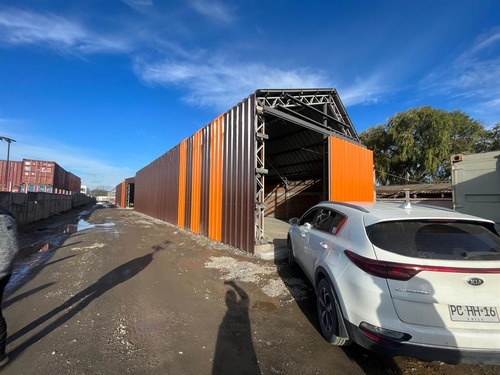 Arriendo Estupendas Bodegas De 200m2 En Jaime Repullo Thno.