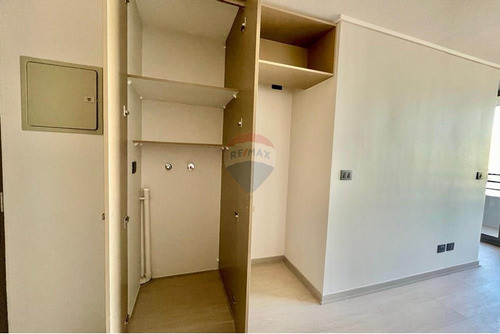 Departamento 1 D/ 1 B Con Amplio Balcón En Ñuñoa