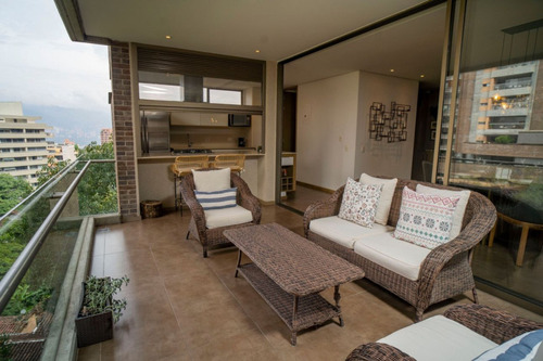 Apartamento En Venta En Medellín Provenza. Cod 13784