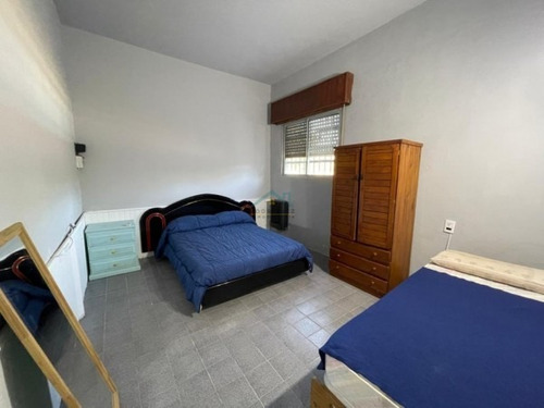 Complejo De Cuatros Departamentos