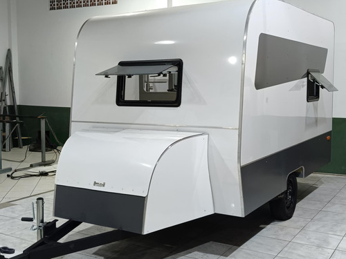 Trailer Home Para 4 Pessoas Modelo 320 C/ Cozinha E Banheiro