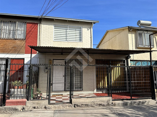 Casa En Venta De 2 Dorm. Acepta Subsidio En Maipú