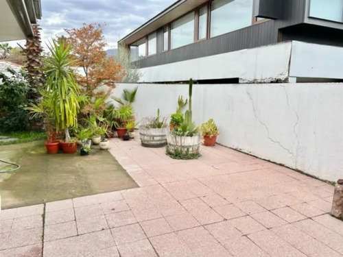 Local Comercial En Venta En Vitacura