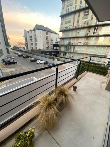 Departamento De 2 Ambientes Acerca De Av. Del Libertador .