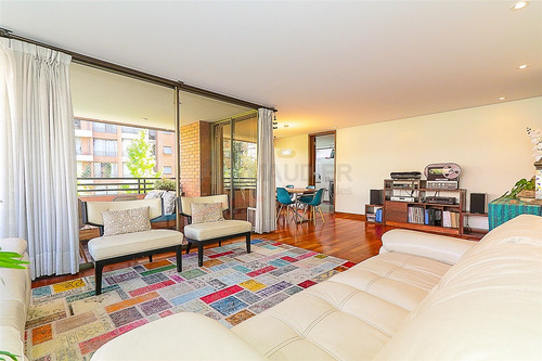 Departamento En Venta De 4 Dorm. En Las Condes