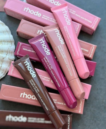 Rhode Lip Peptide By Hailey Bieber Bálsamo Peach Bit