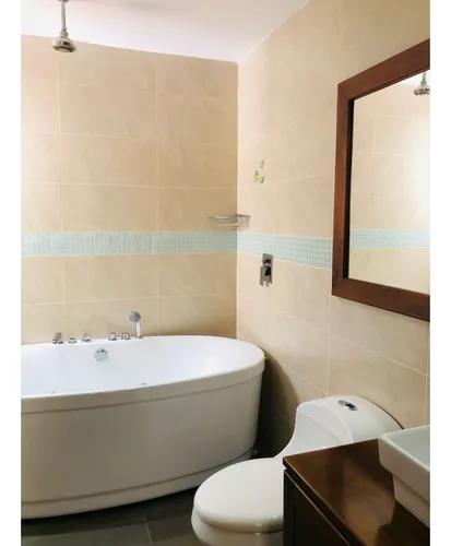 Casa En Arriendo En Fizebad El Retiro