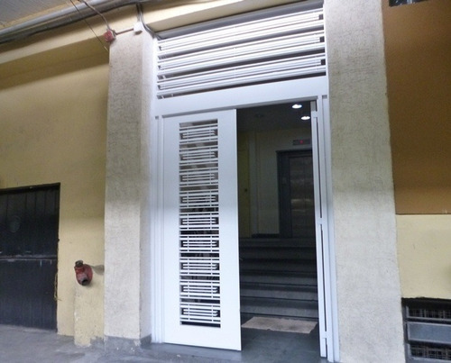 Imagen 2 de 14 de Venta De Local Comercial, Ubicado En La Zona Industrial Los Ruíces, Consta 658,36m2.