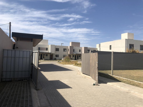 Imagen 10 de 13 de Venta Terreno Tejas Del Sur 2 Para Desarrollo 2.000 M2 - Tejas Ll 9 Duplex