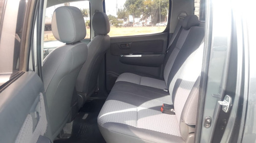 Hilux 4x2 C/d Sr 3.0 Tdi