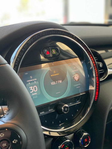 Imagen 10 de 10 de Mini Cooper Classic 2022 1.5 F55 Pepper 136cv