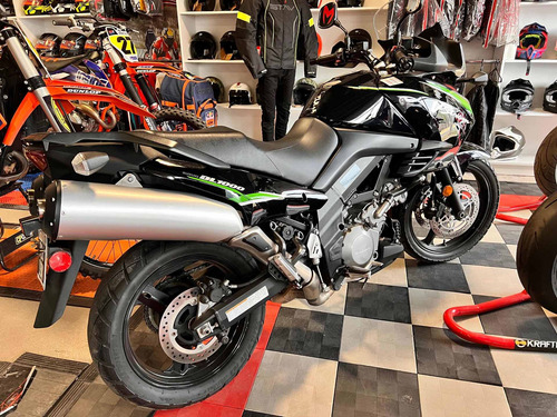 Imagen 8 de 14 de Suzuki Vstrom 1000