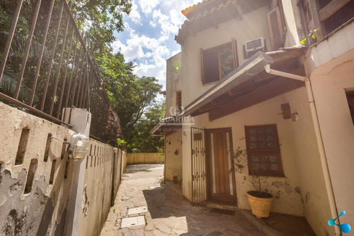 Casa Em Condomínio Para Aluguel, 3 Quartos, 1 Vaga, Teresopolis - Porto Alegre/rs - 5500