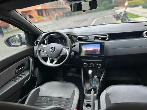 Renault Duster 1.3 Intense Cvt