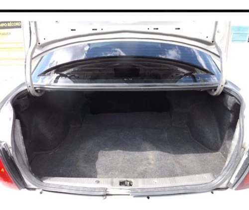 Nissan Sentra B15