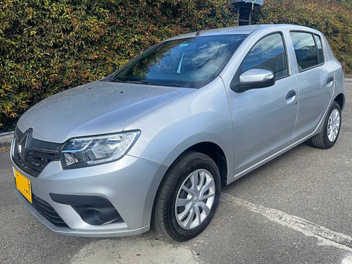 Renault Sandero 1.6 Authentique / Life