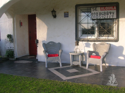 Casa En Brava, 3 Dormitorios *- Ref: 28750
