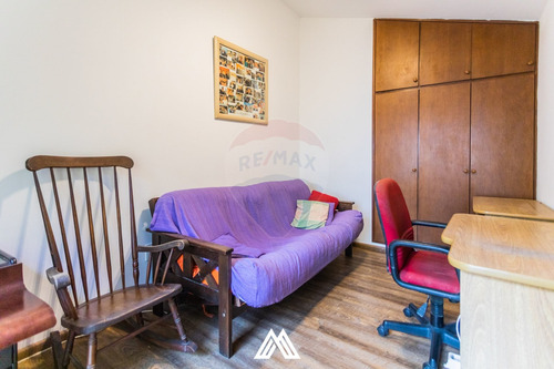 Venta Casa 3 Dormitorios Pocitos C/ Parrilla