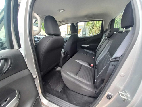 Imagen 11 de 13 de Renault Alaskan 2.3 Tdi 4x4 Confort 2022