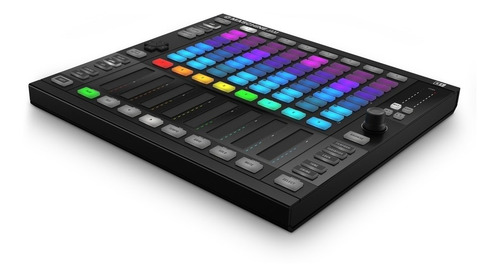 Imagen 2 de 10 de Controlador Native Instruments Maschine Jam