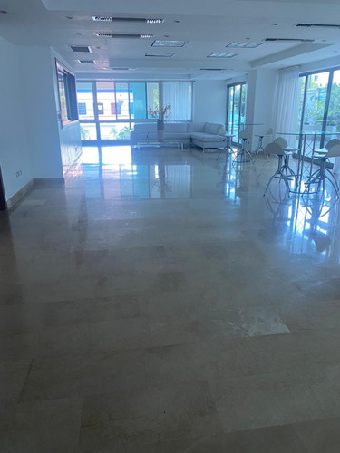 La Esperilla - Hermoso Apartamento En Venta Con Espectacular Vista 3 Habitaciones Amplio Balcón 3.5 Baños Estar Familiar Amplia Área Social Con Terraza Abierta Y Techada Piscina Área Bbq