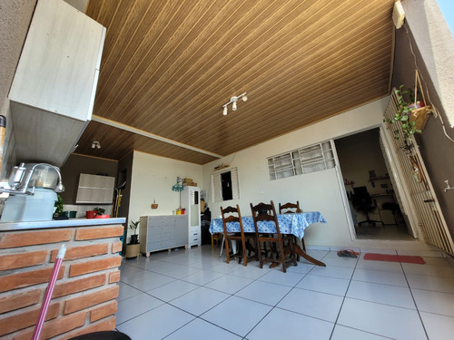 Casa Com Salão Comercial À Venda Em Ferraz De Vasconcelos