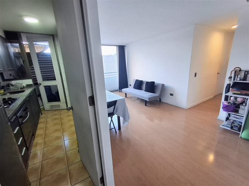 Departamento En Venta De 2 Dorm. En Santiago