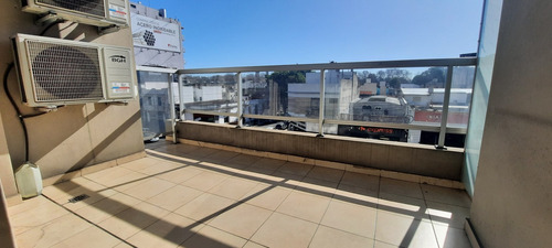 Imagen 3 de 12 de Unidad 2 Amb Con Dormitorio En Suite, Toilette Y Balcón