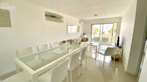 Imagen 4 de 24 de Departamento En Venta Edificio Moon - Playa Brava - Punta Del Este - Punta Del Este Brava