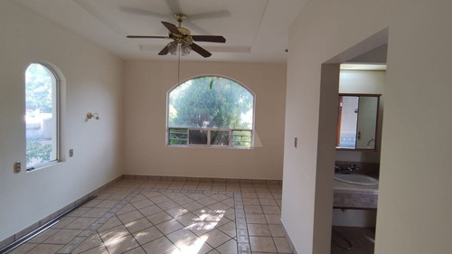 Imagen 15 de 30 de Casa Con 3 Habitaciones Con Baño Y Cuarto De Serv. En San Al