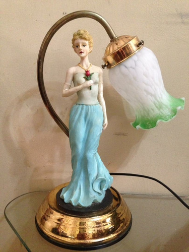Lámpara Touch Clásica De Mesa De Hermosa Figura De Mujer (Usado)